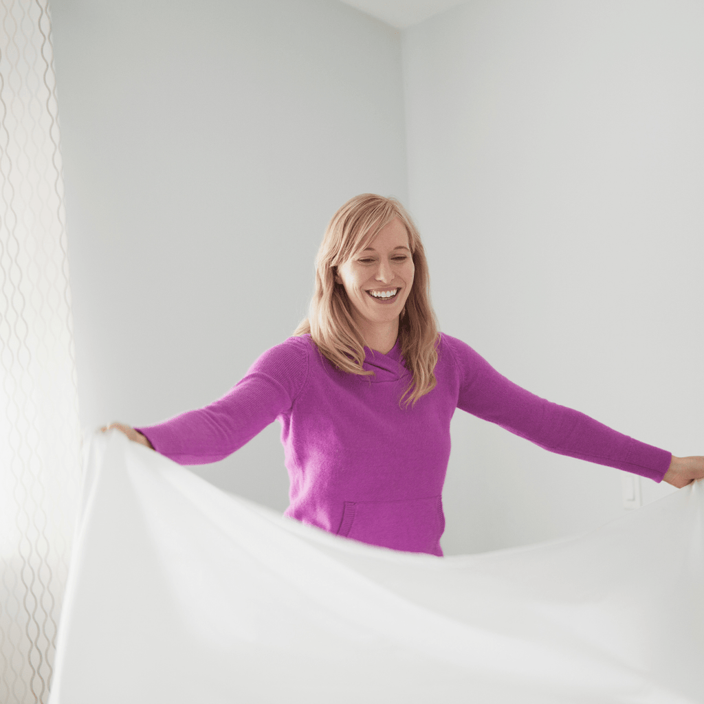 THE SECRET LINK BETWEEN BED-MAKING & YOUR ENERGY - Soul Healing Mom